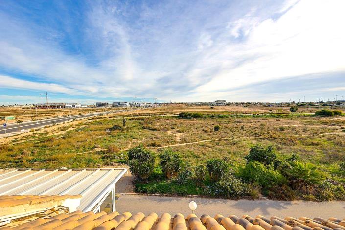 Image No.3-3 Bed Apartment for sale