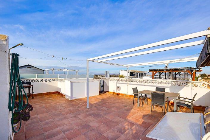 Image No.14-3 Bed Apartment for sale