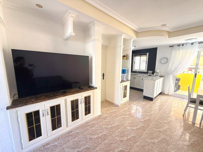 Image No.6-2 Bed Semi-Detached for sale