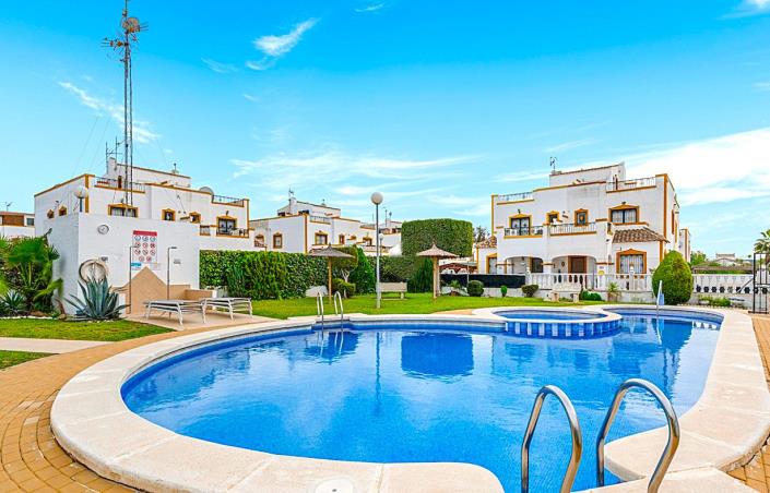 Image No.2-Quad de 3 chambres à vendre à Los Montesinos