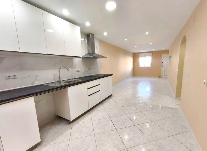 Image No.6-2 Bed Bungalow for sale