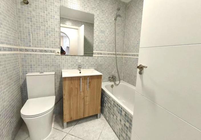 Image No.5-2 Bed Bungalow for sale