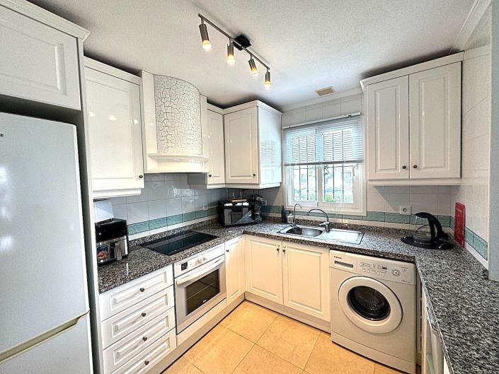 Image No.21-2 Bed Apartment for sale