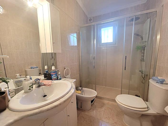 Image No.8-3 Bed Villa for sale