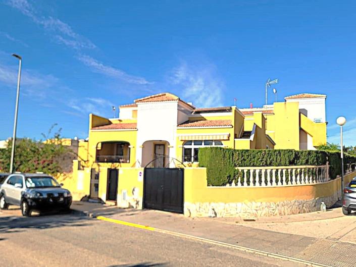 Image No.17-3 Bed Villa for sale