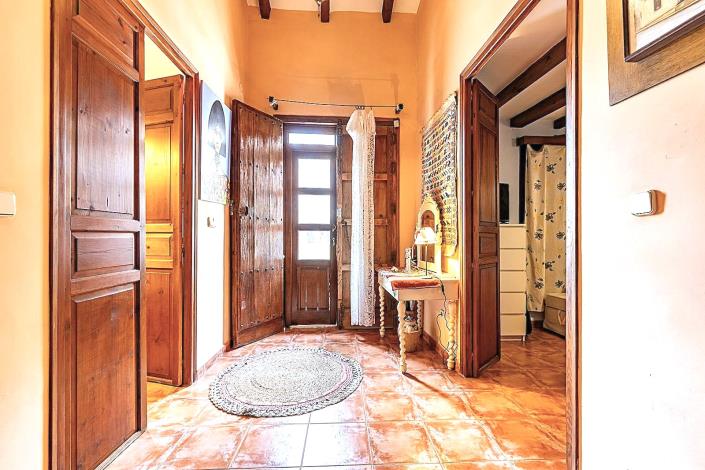 Image No.13-8 Bed Finca for sale