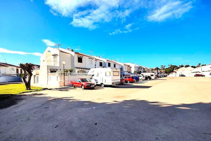 Image No.7-Maison de ville de 2 chambres à vendre à Torrevieja