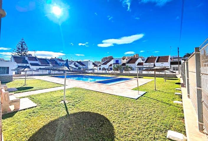 Image No.10-Maison de ville de 2 chambres à vendre à Torrevieja