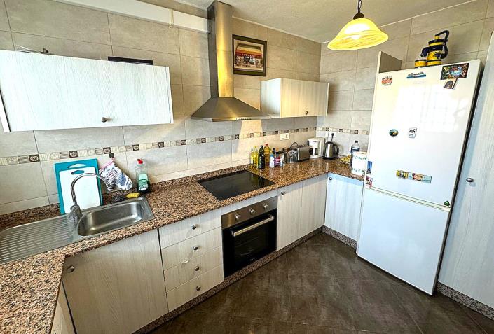 Image No.14-3 Bed Apartment for sale