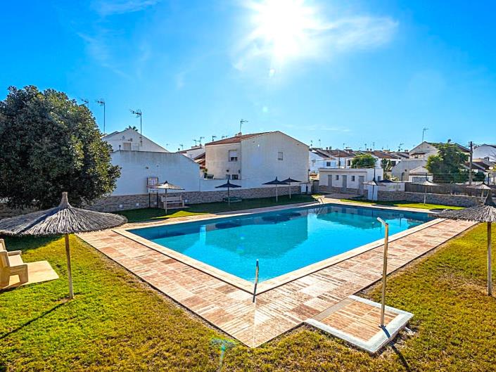 Image No.3-2 Bed Townhouse for sale