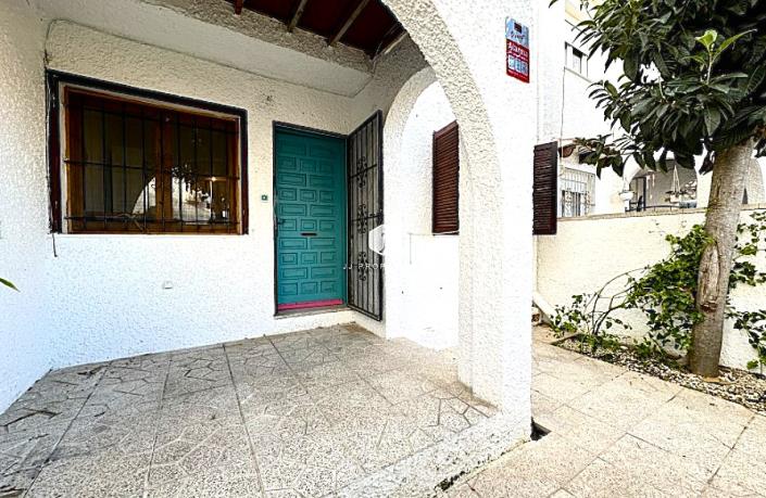 Image No.19-2 Bed Townhouse for sale