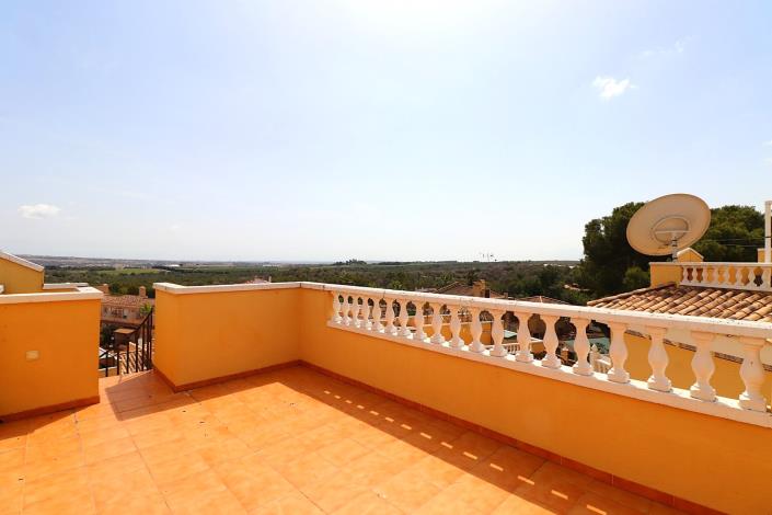 Image No.26-2 Bed Semi-Detached for sale