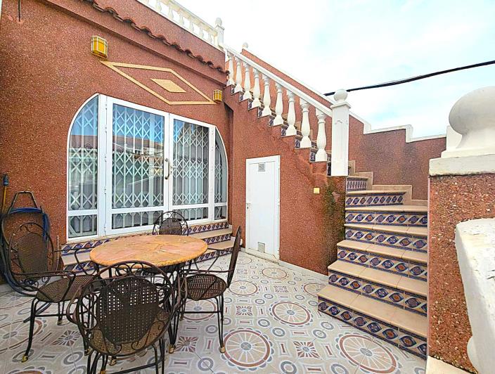 Image No.5-3 Bed Townhouse for sale