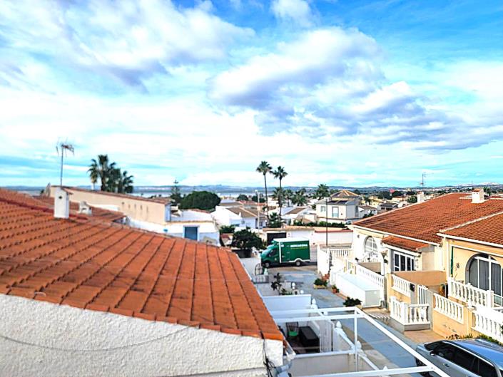 Image No.17-3 Bed Townhouse for sale