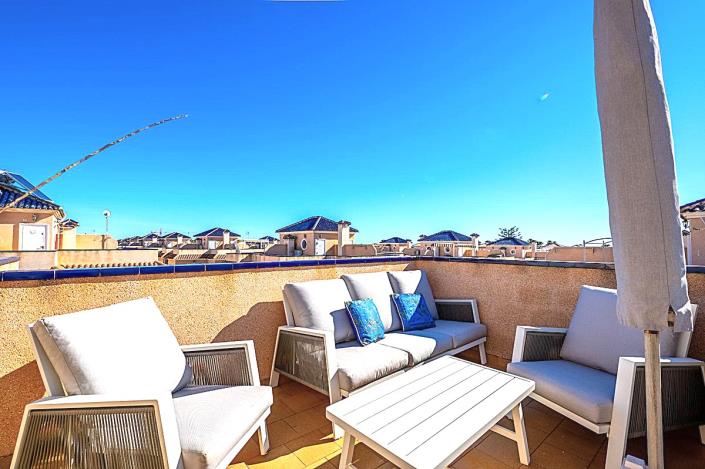 Image No.3-Jumelé de 2 chambres à vendre à Cabo Roig