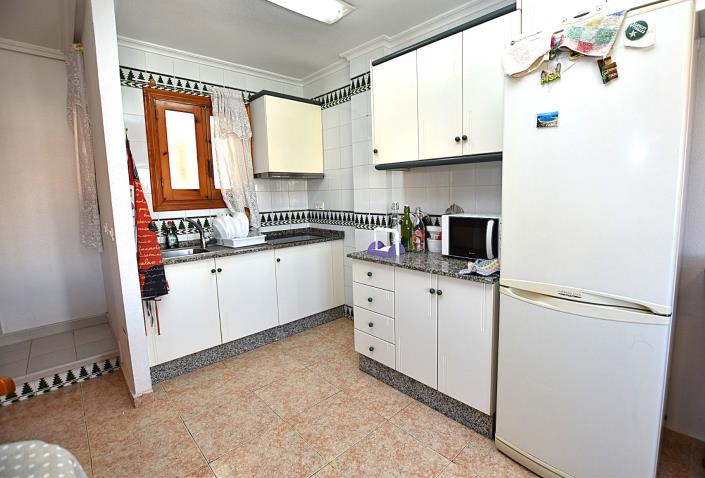 Image No.12-3 Bed Townhouse for sale