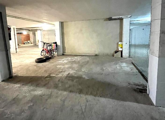 Image No.21-3 Bed Townhouse for sale