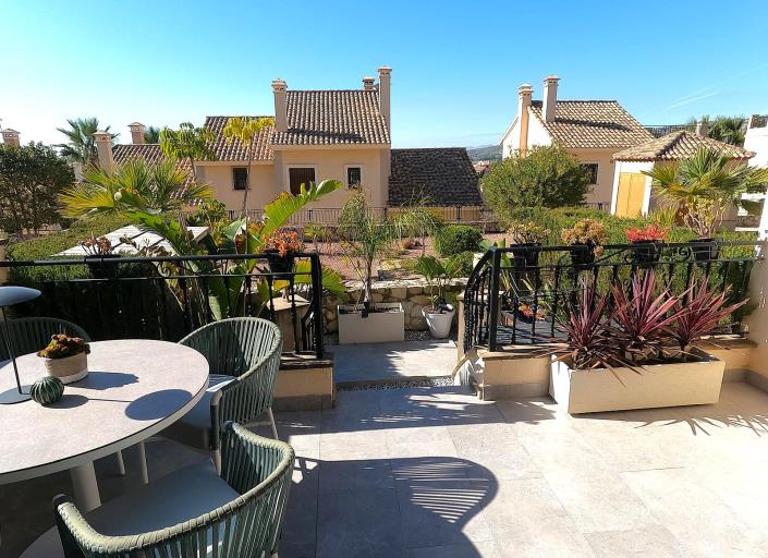 Image No.21-2 Bed Townhouse for sale