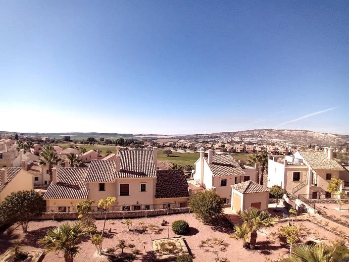 Image No.26-2 Bed Townhouse for sale