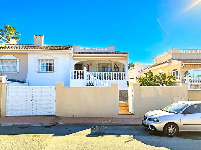 Image No.32-2 Bed Villa for sale