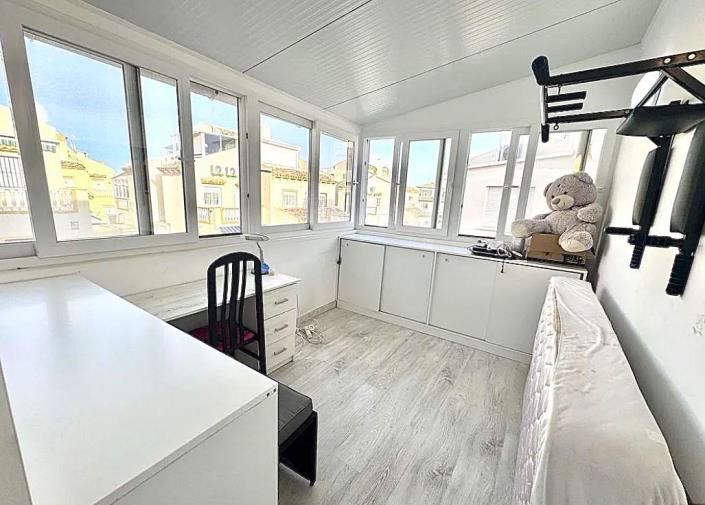 Image No.11-5 Bed Villa / Detached for sale