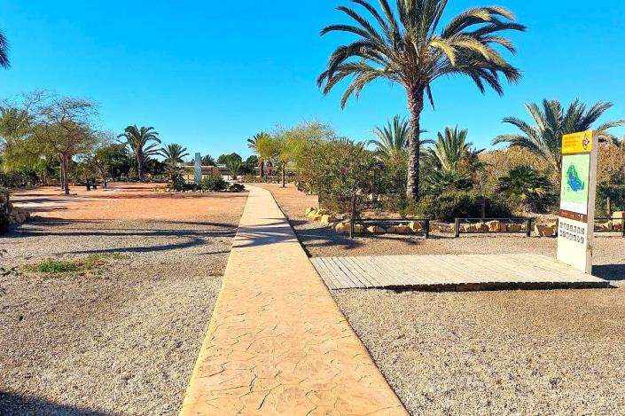 Image No.8-2 Bed Apartment for sale