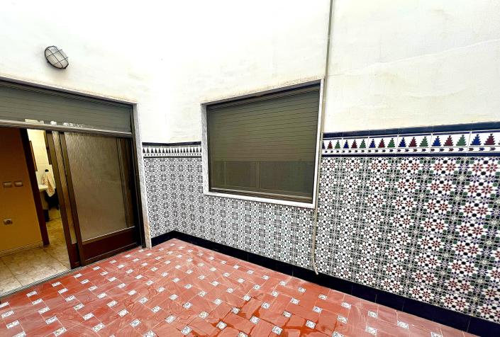 Image No.4-4 Bed Apartment for sale