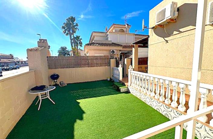 Image No.4-3 Bed Semi-Detached for sale