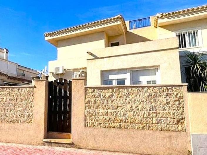 Image No.32-3 Bed Semi-Detached for sale