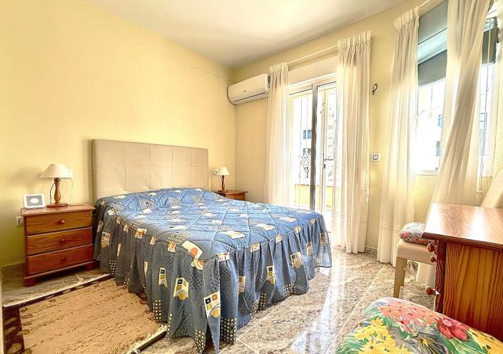 Image No.14-3 Bed Semi-Detached for sale