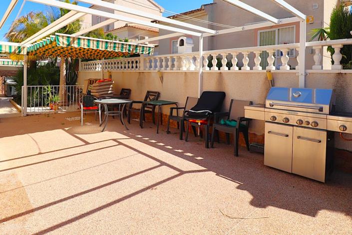 Image No.16-2 Bed Villa / Detached for sale