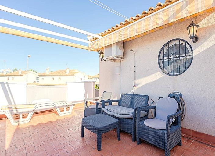 Image No.4-3 Bed Semi-Detached for sale