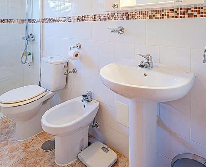 Image No.34-3 Bed Semi-Detached for sale