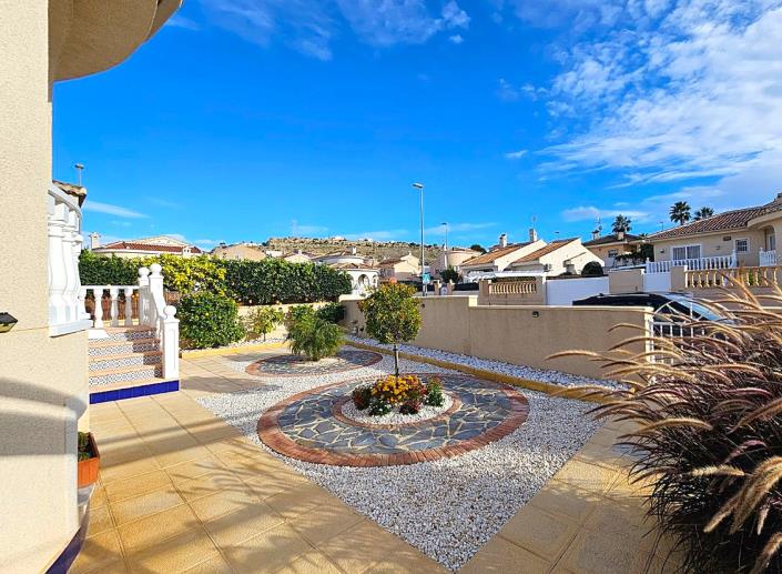 Image No.19-3 Bed Villa / Detached for sale