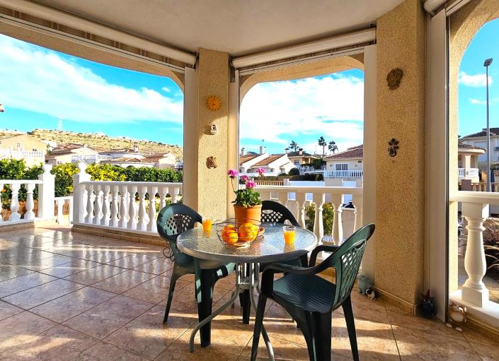 Image No.20-3 Bed Villa / Detached for sale