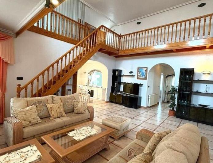 Image No.3-Villa / Détaché de 5 chambres à vendre à Playa Flamenca