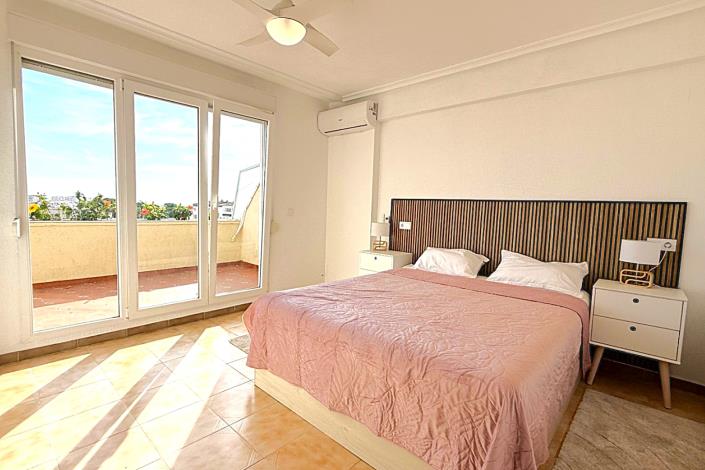 Image No.5-2 Bed Penthouse for sale