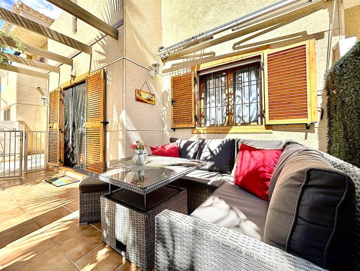 Image No.4-2 Bed Townhouse for sale