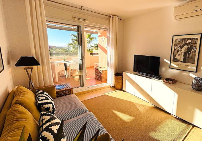 Image No.8-2 Bed Apartment for sale