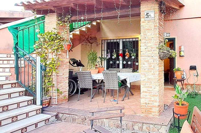 Image No.2-2 Bed Bungalow for sale