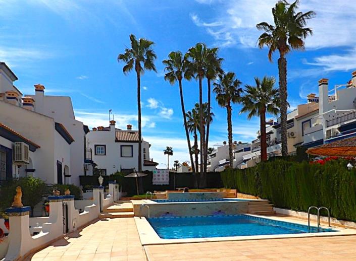 Image No.21-2 Bed Bungalow for sale