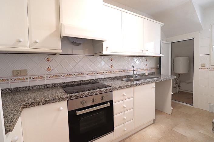 Image No.26-2 Bed Bungalow for sale