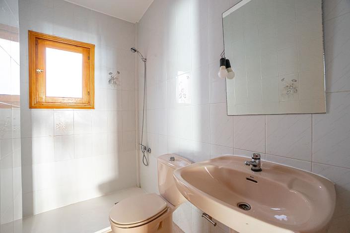 Image No.11-1 Bed Apartment for sale