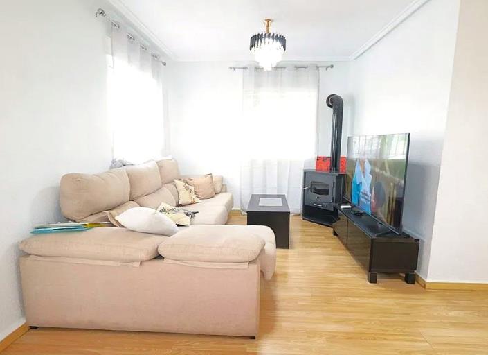 Image No.5-3 Bed Quad for sale