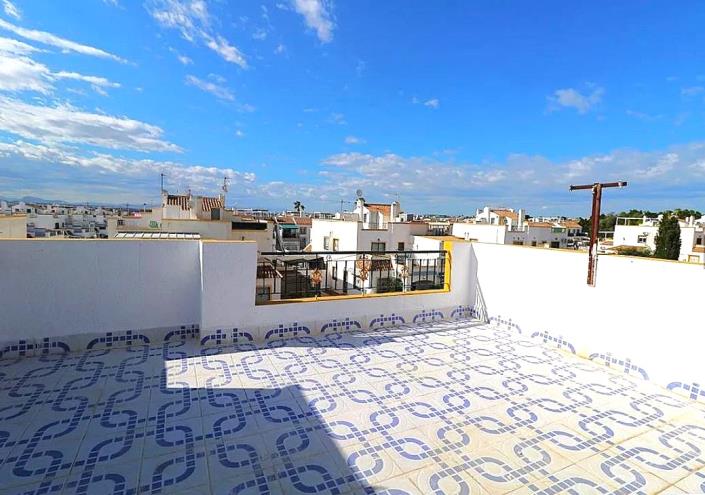 Image No.3-3 Bed Quad for sale