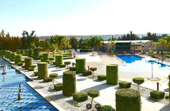 Image No.10-2 Bed Villa for sale