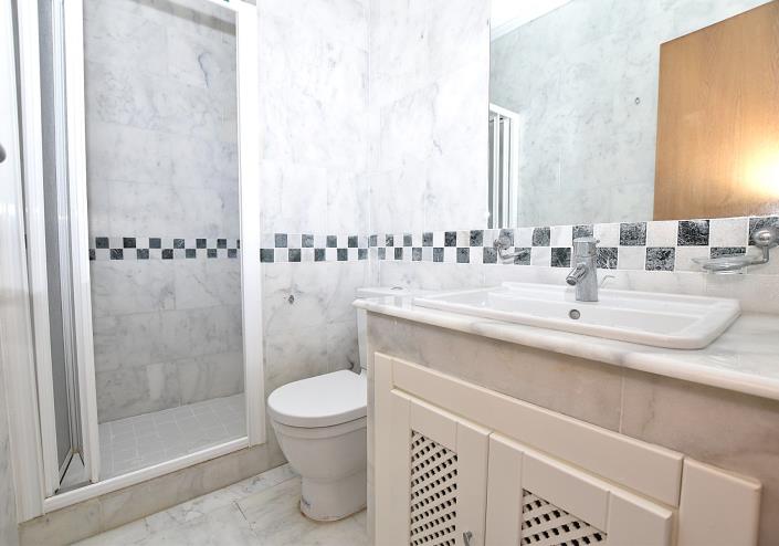 Image No.20-2 Bed Villa for sale