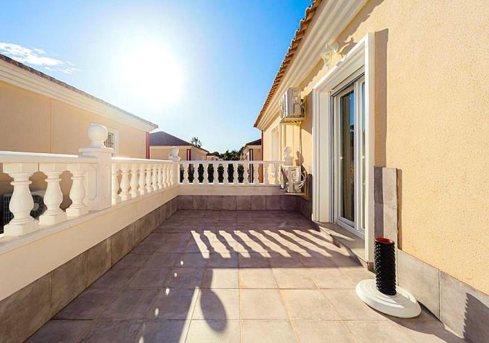 Image No.18-Jumelé de 4 chambres à vendre à Dehesa de Campoamor