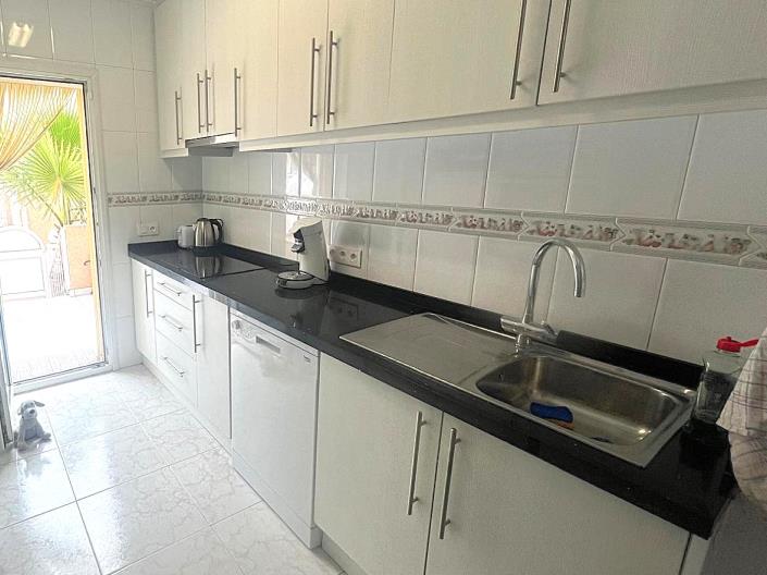 Image No.7-2 Bed Bungalow for sale