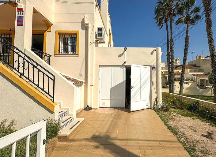 Image No.21-5 Bed Semi-Detached for sale
